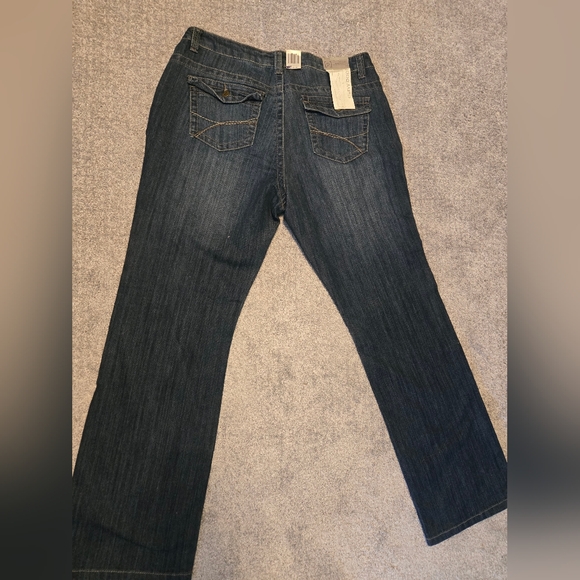 NWT Relativity Women's Curvy Boot Jeans Size 14 - Picture 6 of 10